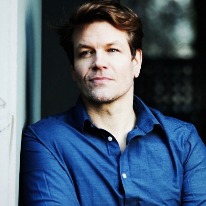 Chris O'Kelly, portrait